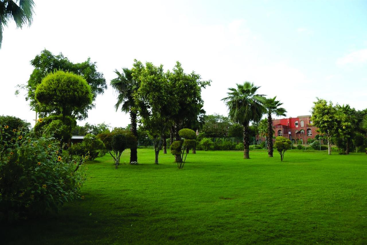 Magsons Resorts Vrindavan Kosi Екстер'єр фото